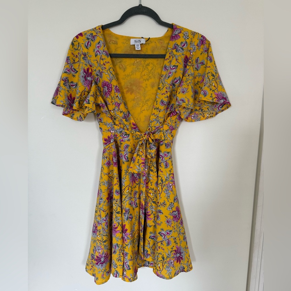 Myra Bag Yellow Floral Top